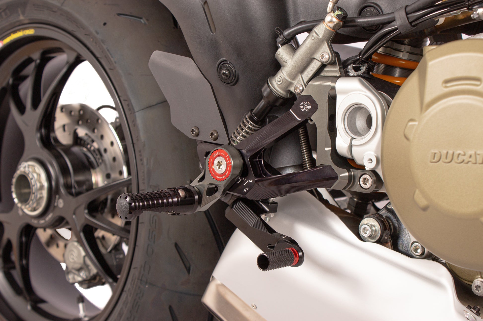 MUE2 Rearsets - Averys Motorcycles