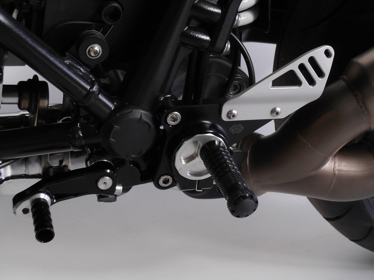 RCT10GT Rearsets - Averys Motorcycles